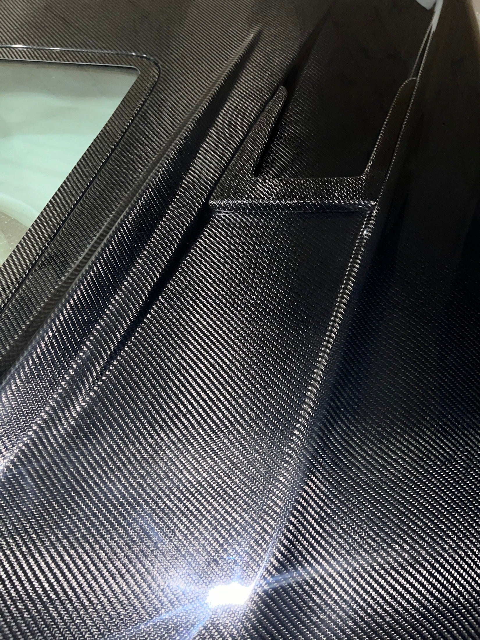 Mercedes W204 C63 Carbon Fiber Hood With Transparent Glass