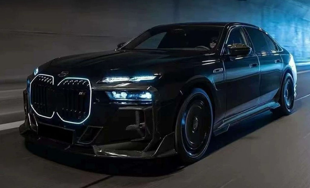 BMW 7 Series G70 Carbon Fiber Body Kit