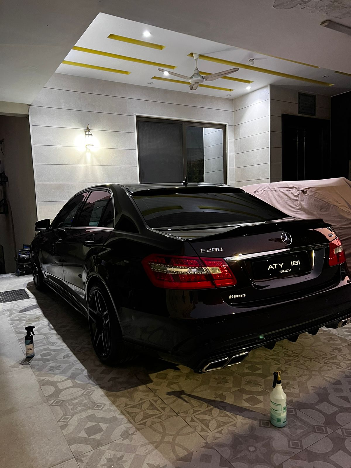 Mercedes W212 E class trunk spoiler