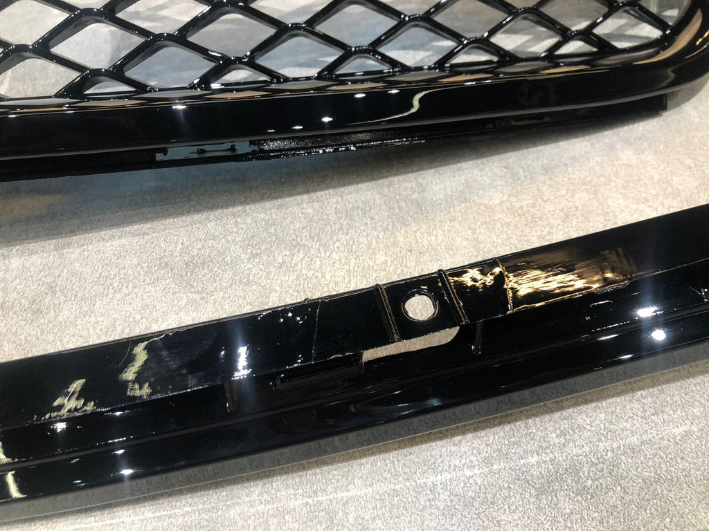Mercedes W204 C63 2008-2010 Grill