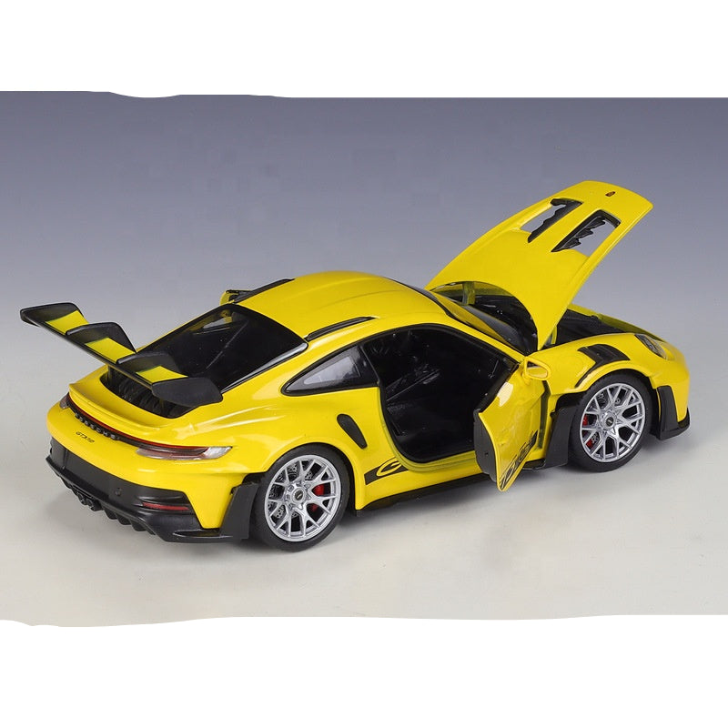 Porsche GT3 RS 992 1:24 WELLY Diecast Model Car