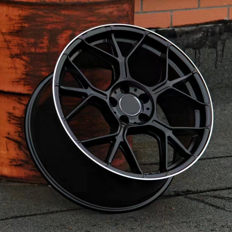 W212 E Class 200 Alloy Spot Black Rim