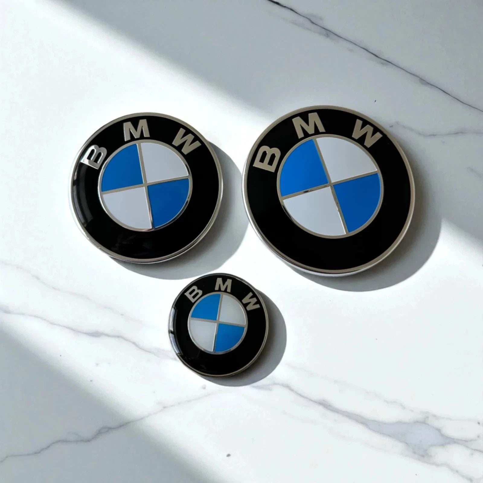 BMW Trunk Wheel Bonnet Logo