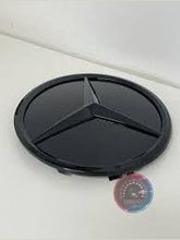 Mercedes 3D glass grill star logo